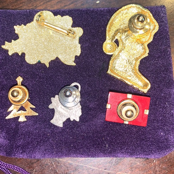 Vintage Avon brooch’s - Picture 2 of 9